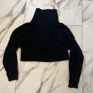 ALO Cropped Fleece Turtleneck Size Small